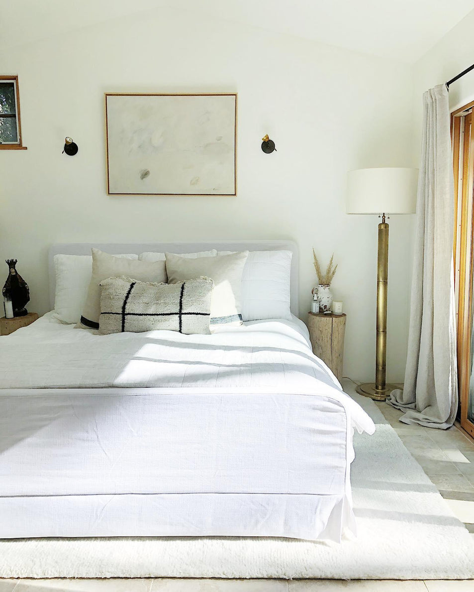 Longacre Floor Lamp, a premium Decorative light by Visual Comfort & Co. Close - up image of its design.