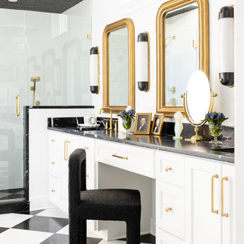 Selecta Long Sconce, a premium Bath light by Visual Comfort & Co. Close - up image of its design.