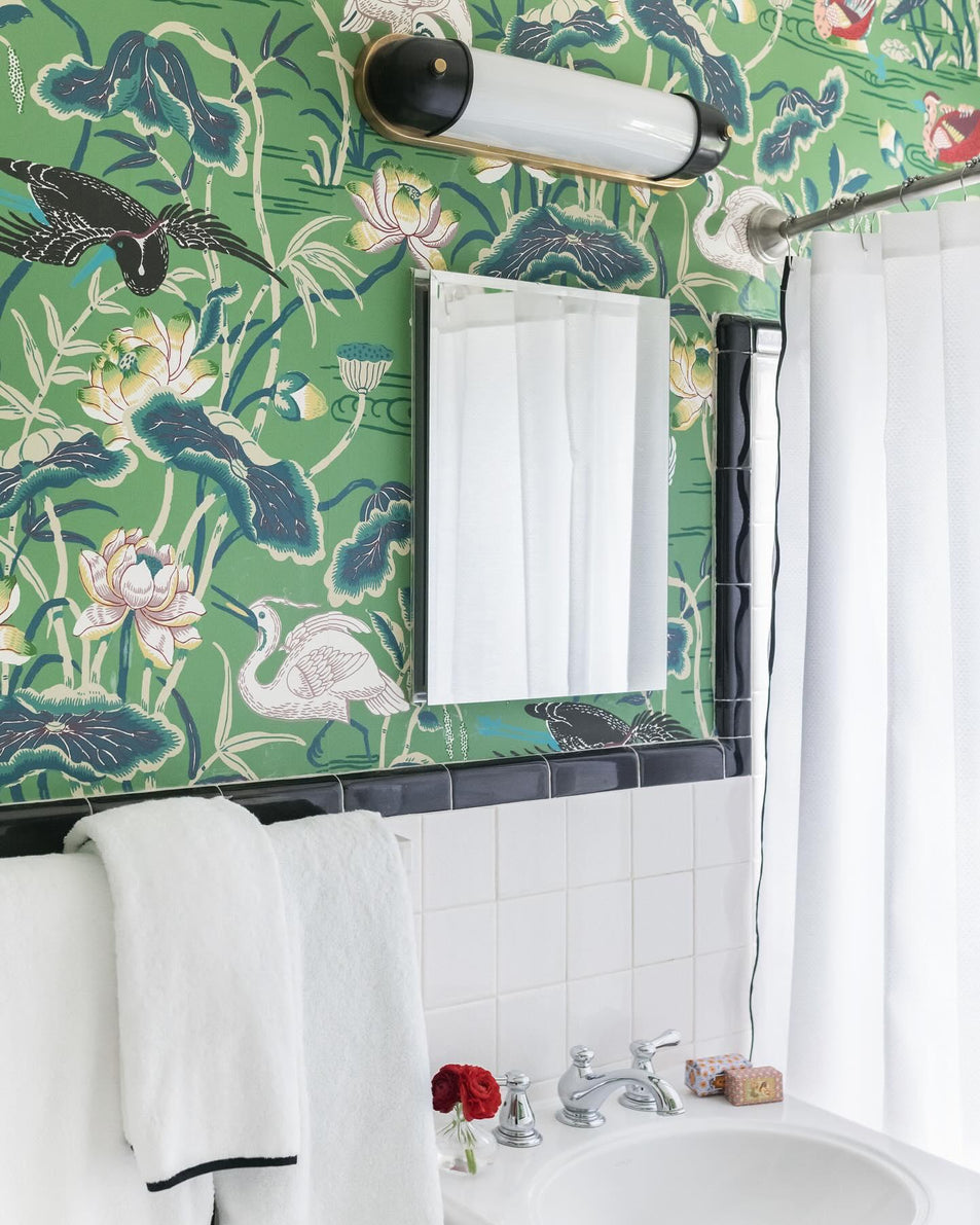 Selecta Long Sconce, a premium Bath light by Visual Comfort & Co. Close - up image of its design.