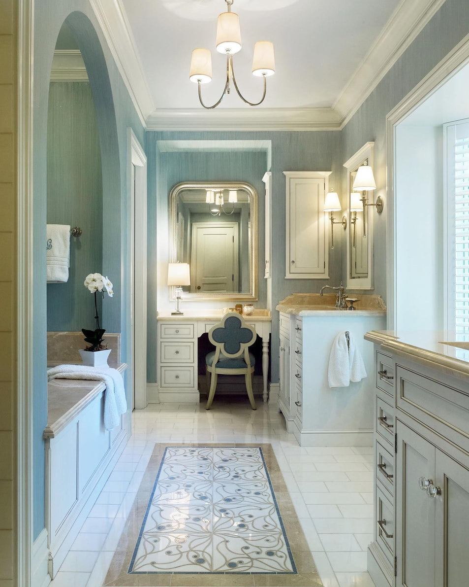 Reed Small Chandelier, a premium Chandelier light by Visual Comfort & Co. Close - up image of its design.