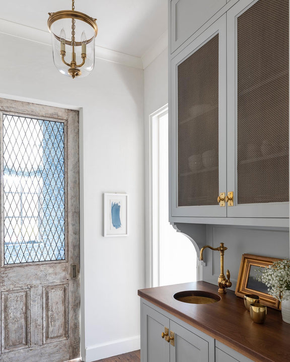 Merchant Lantern, a premium Lantern light by Visual Comfort & Co. Close - up image of its design.