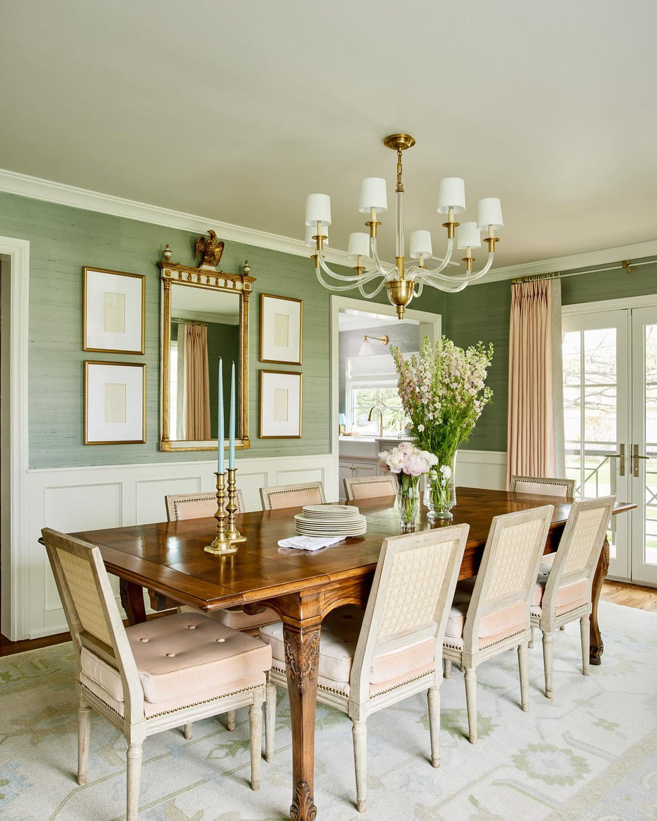 Vivian Large One - Tier Chandelier, a premium Chandelier light by Visual Comfort & Co. Close - up image of its design.