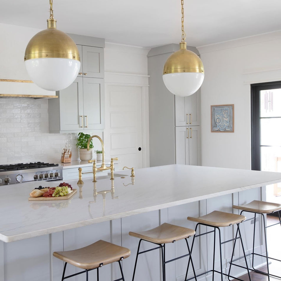 Hicks Extra Large Pendant, a premium Pendant light by Visual Comfort & Co. Close - up image of its design.